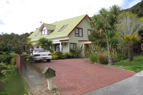 Photo of property in 15 Northcote Street, Wainuiomata, Lower Hutt, 5014