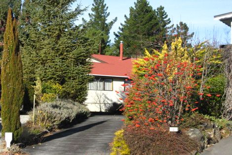 Photo of property in 5 Kelvin Place, Kelvin Heights, Queenstown, 9300