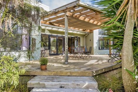 Photo of property in 165b Papaitonga Lake Road, Ohau, Levin, 5570