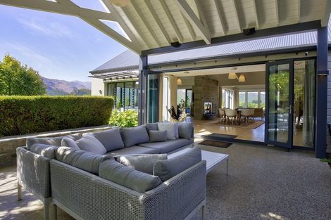 Photo of property in Millbrook Resort, 9 Ayrburn Ridge, Arrowtown, Queenstown, 9371