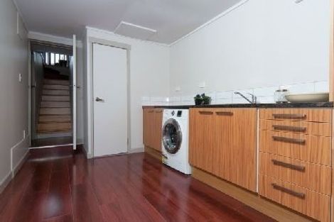 Photo of property in 27 Northumberland Avenue, Belmont, Auckland, 0622