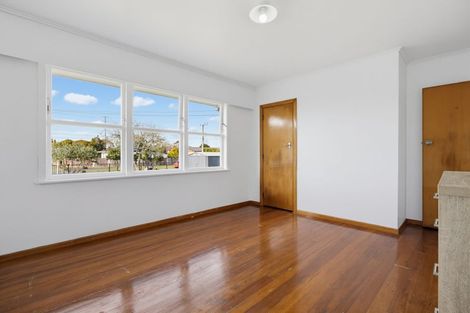 Photo of property in 43 Nevada Road, Silverdale, Hamilton, 3216