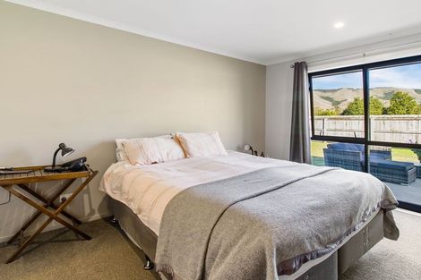 Photo of property in 16 Eric Batchelor Place, Waimate, 7924