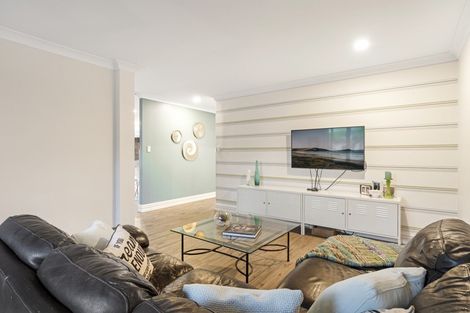 Photo of property in 25 Jasmine Place, Mount Maunganui, 3116