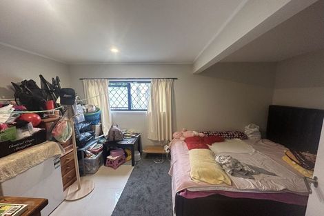Photo of property in 2/41 College Road, Northcote, Auckland, 0627