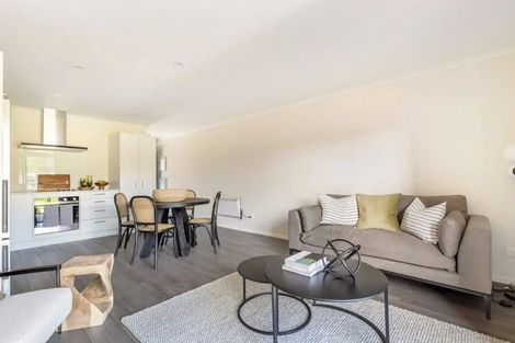 Photo of property in 86 Papatupu Way, Kumeu, 0810