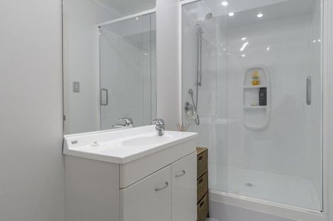 Photo of property in 3/45 Marine Parade, Mount Maunganui, 3116