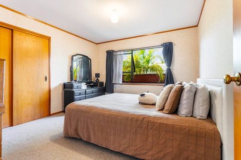 Photo of property in 4 Muscat Place, Henderson, Auckland, 0612