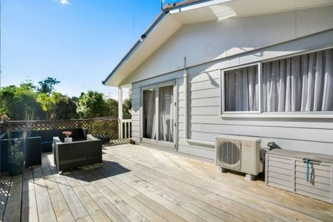 Photo of property in 106 Spinella Drive, Bayview, Auckland, 0629