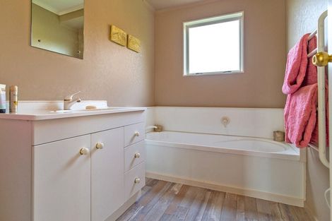 Photo of property in 312 Vaile Road, Newstead, Hamilton, 3286