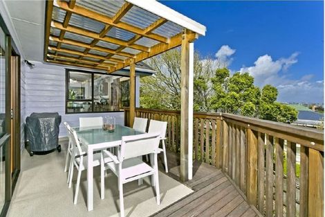 Photo of property in 1/2a Sunnynook Road, Sunnynook, Auckland, 0620