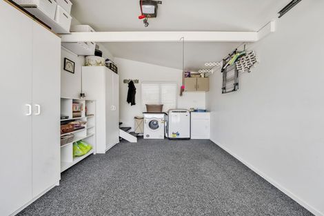 Photo of property in 11 Kamahi Crescent, Papamoa Beach, Papamoa, 3118