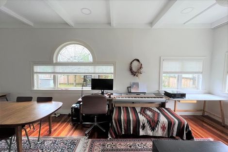 Photo of property in 30 Arabi Street, Sandringham, Auckland, 1041