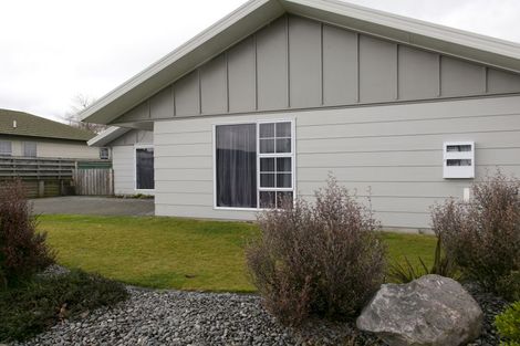 Photo of property in 49 Acacia Bay Road, Nukuhau, Taupo, 3330