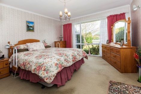 Photo of property in 17 Halliwell Avenue, Papanui, Christchurch, 8052