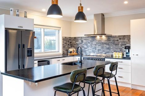 Photo of property in 245 Riverbend Road, Meeanee, Napier, 4110