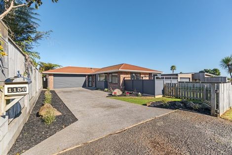 Photo of property in 620b South Road, Oakura, 4314