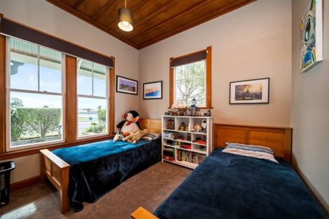 Photo of property in 70 Disraeli Street, Hawera, 4610