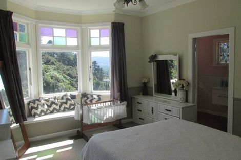 Photo of property in 62 Wyndham Road, Pinehaven, Upper Hutt, 5019