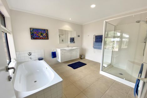 Photo of property in 21 Edkins Road, Kerikeri, 0230