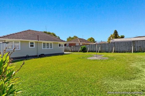 Photo of property in 4 Duncan Avenue, Te Atatu South, Auckland, 0610