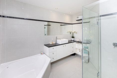 Photo of property in 19 Regent's Park Drive, Casebrook, Christchurch, 8051