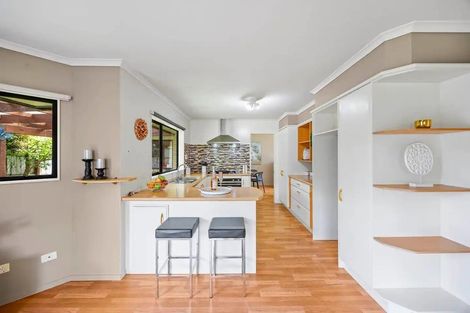 Photo of property in 19 Reybert Place, Massey, Auckland, 0614