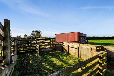 Photo of property in 159 Opunake Road, Stratford, 4391