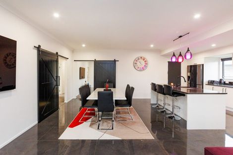 Photo of property in 12 Ivy Lane, Kelvin Grove, Palmerston North, 4414