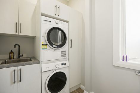 Photo of property in 124 Victoria Road, Saint Kilda, Dunedin, 9012