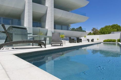 Photo of property in 1/225 Lake Terrace, Waipahihi, Taupo, 3330