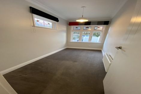 Photo of property in 3 Dee Street, Island Bay, Wellington, 6023