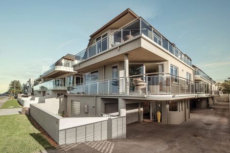 Photo of property in 44a Marine Parade, Mount Maunganui, 3116