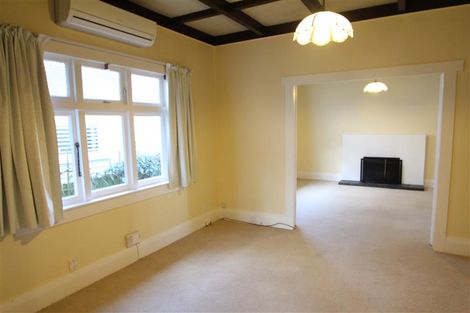 Photo of property in 4 Westmere Crescent, Westmere, Auckland, 1022