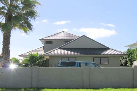 Photo of property in 57 Motiti Road, Papamoa Beach, Papamoa, 3118