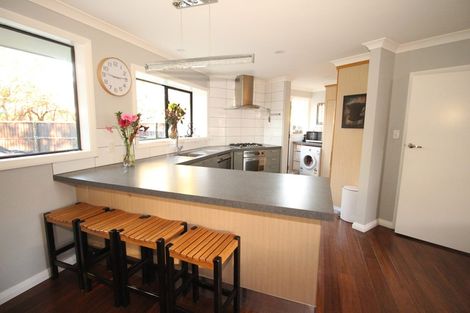 Photo of property in 17 Hawthornden Road, Avonhead, Christchurch, 8042