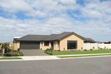 Photo of property in 20 Magnolia Boulevard, Kaiapoi, 7630