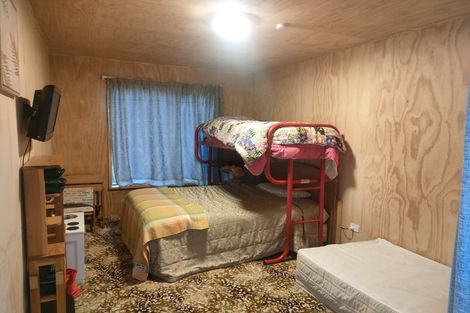 Photo of property in 11 Carrickfergus Street, Waikawa, Tokanui, 9884