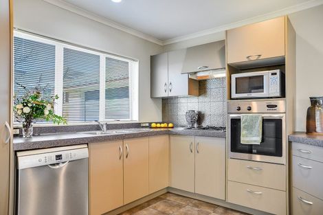 Photo of property in 12 Everton Place, Grandview Heights, Hamilton, 3200