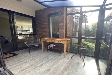 Photo of property in 2/87 Frankleigh Street, Somerfield, Christchurch, 8024