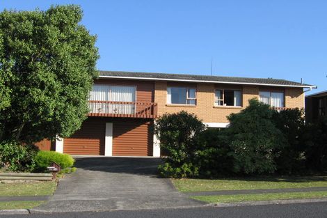 Photo of property in 141 Stapleford Crescent, Browns Bay, Auckland, 0630
