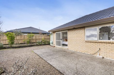 Photo of property in 2 Marlon Lane, East Tamaki, Auckland, 2016