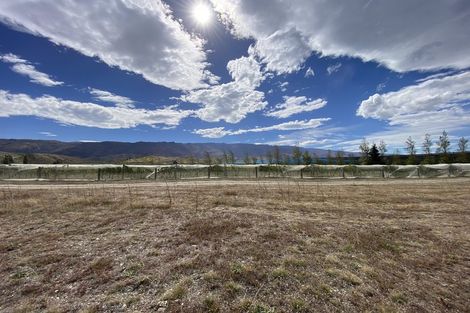 Photo of property in 65 Stratford Drive, Mount Pisa, Cromwell, 9383