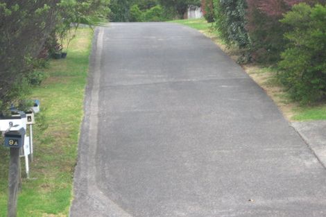 Photo of property in 9 Redfern Lane, Glenfield, Auckland, 0629