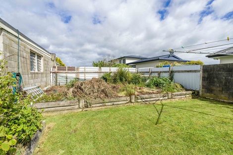 Photo of property in 92 Edinburgh Crescent, Waikiwi, Invercargill, 9810