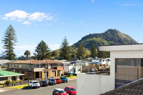 Photo of property in 2/35 Victoria Road, Mount Maunganui, 3116