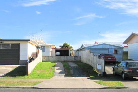 Photo of property in 18a Lloyd Drive, Nawton, Hamilton, 3200