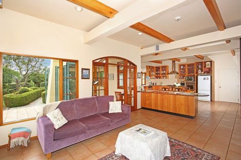 Photo of property in 22 Ewen Place, Karaka, Papakura, 2580