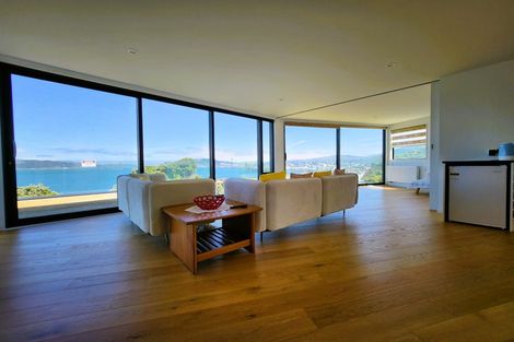 Photo of property in 10 Satchell Way, Kaiwharawhara, Wellington, 6035