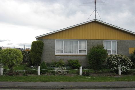 Photo of property in 17a Seadown Crescent, Amberley, 7410